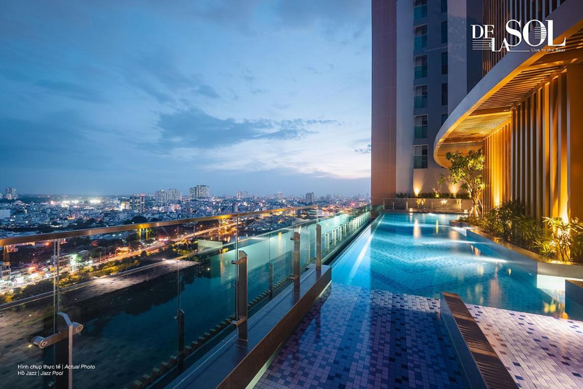 Tropical House - New Apartment At Delasol Ho Şi Min Exterior foto