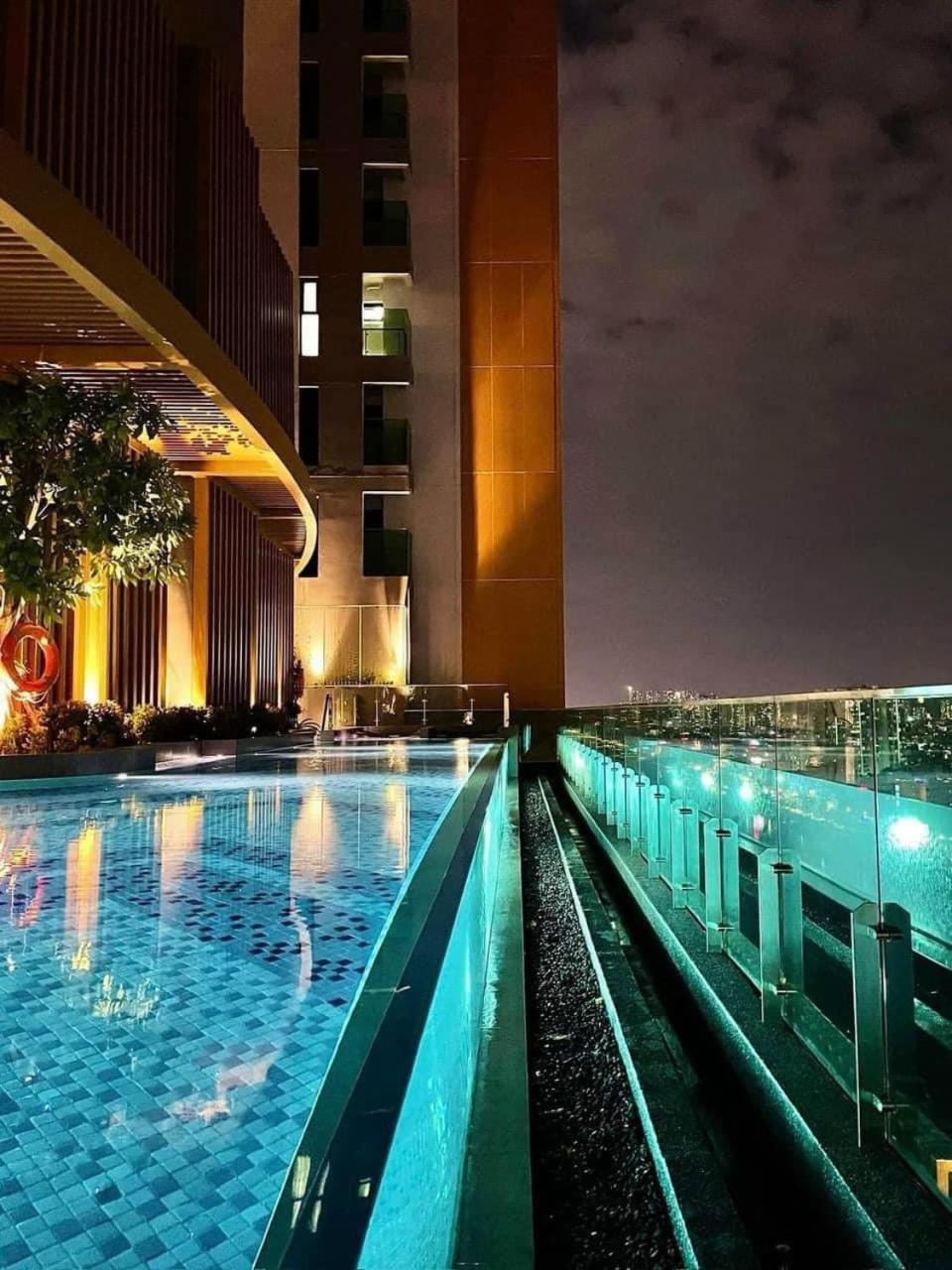 Tropical House - New Apartment At Delasol Ho Şi Min Exterior foto